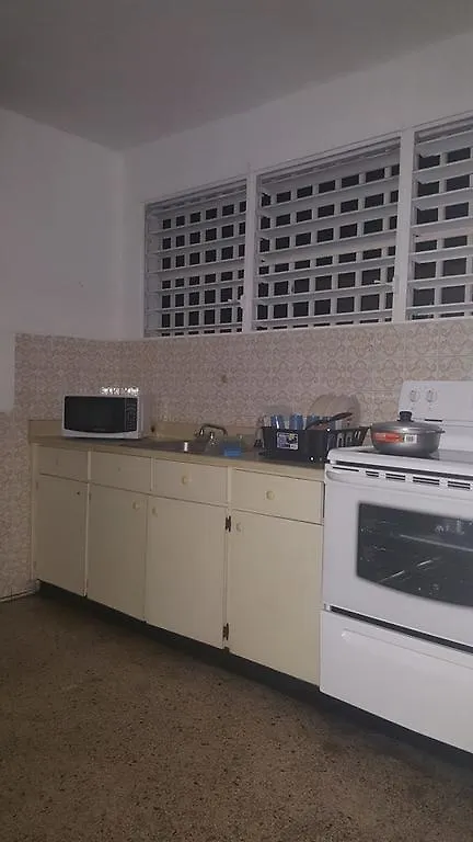 Konukevi Alondra San Juan Apartments